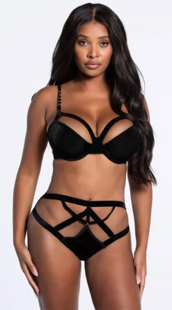 Dreamgirl Crossing Chain Bra Set